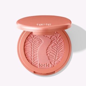 Tarte “Glisten” Amazonian Clay 12-hour Blush